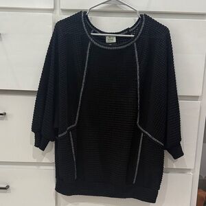 Black Thin Textured Sweater oversized quarter sleeve brand blue buttercup NWT